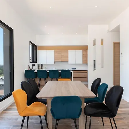 Holiday home Exceptional With Swimming Pool
