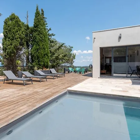 Exceptional With Swimming Pool *