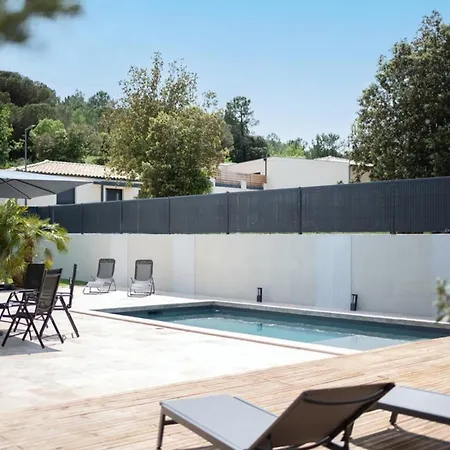 Exceptional With Swimming Pool *